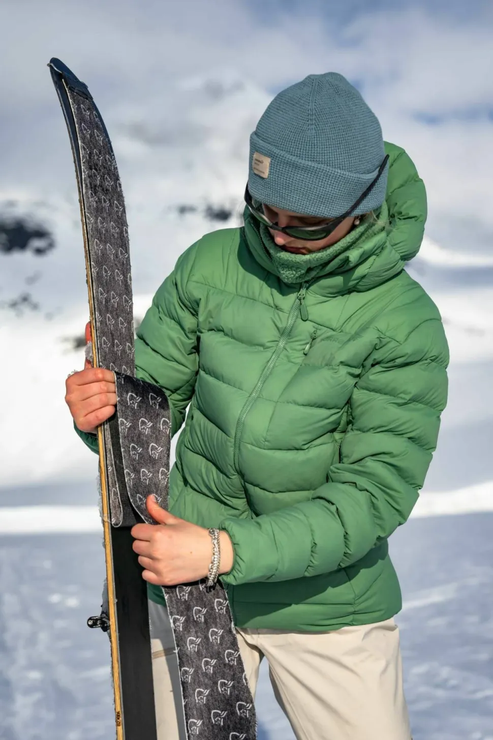 Norrøna Women's Femund Down700 Zip Hood Dark Ivy
