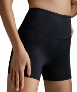 2XU Women's Flex Hi-Rise Compression 4 Inch Short Black/black